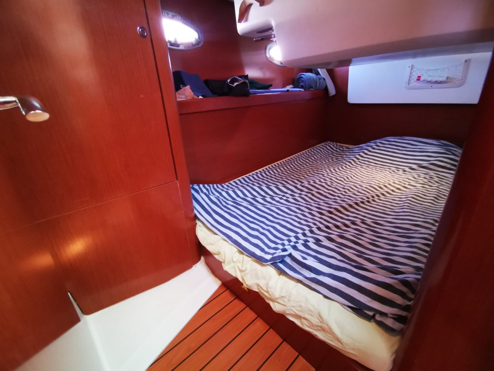 slider 3 Beneteau Antares 36